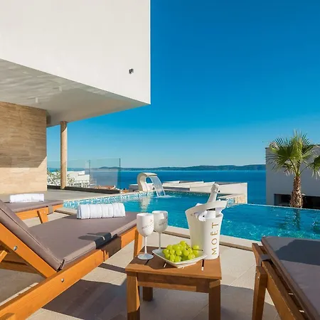 Villa Luxury White Pearl With Pool *