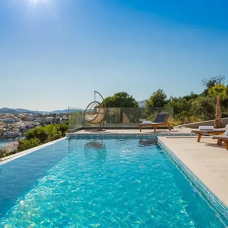 Luxury White Pearl With Pool Trogir
