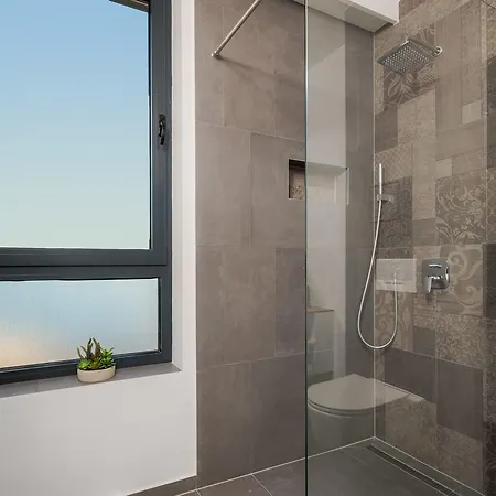 Luxury White Pearl With Pool * Trogir
